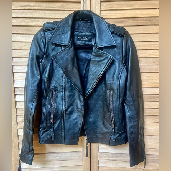 Leather Cult BNWOT leather jacket - fits size S/M (size 36) - Picture 1 of 6